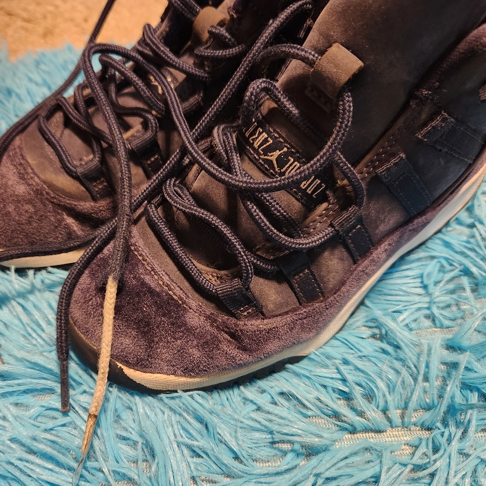 Velvet blue jordans size 2y